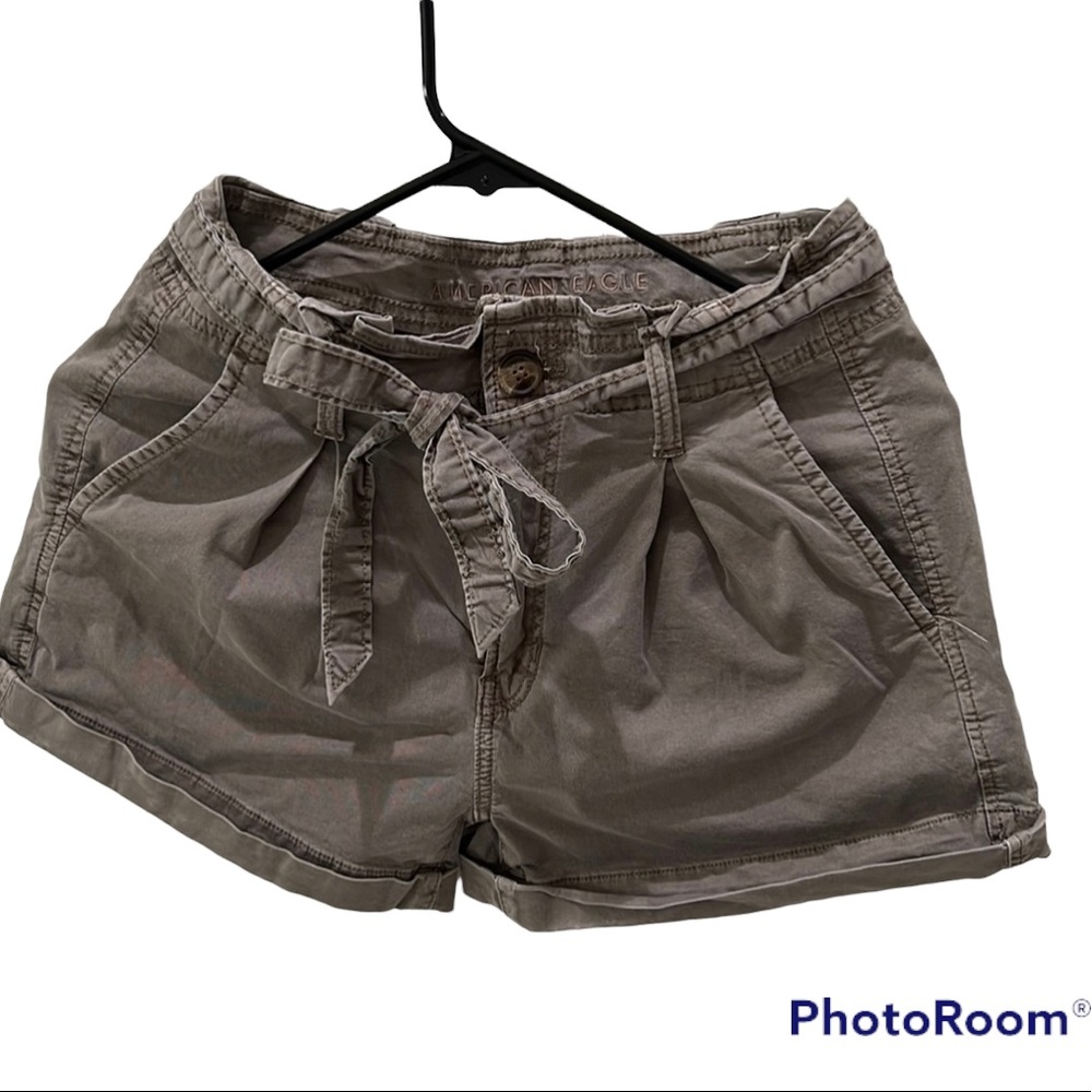 American Eagle shorts super stretch